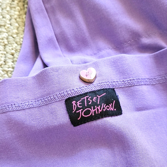 Betsey Johnson scrubs set - Picture 5 of 6